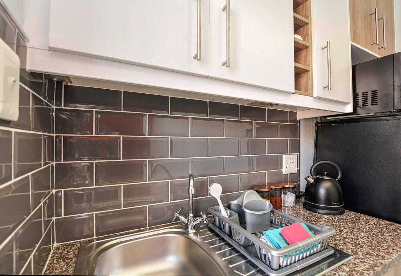 Sea Breeze Apartments Bloubergstrand Ngoại thất bức ảnh