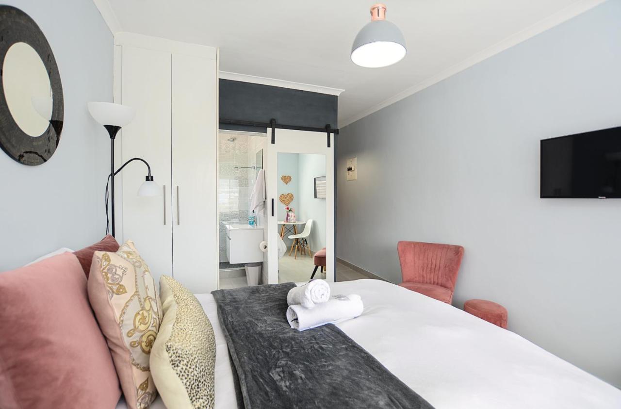 Sea Breeze Apartments Bloubergstrand Ngoại thất bức ảnh